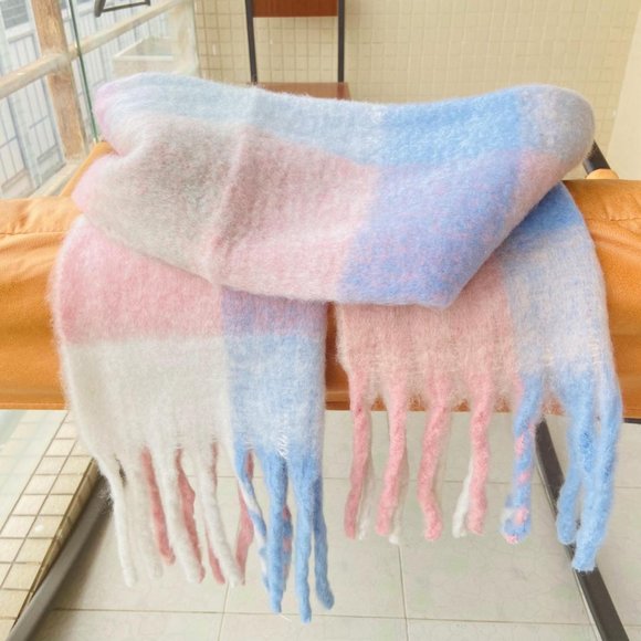 Scarf - Picture 2 of 3